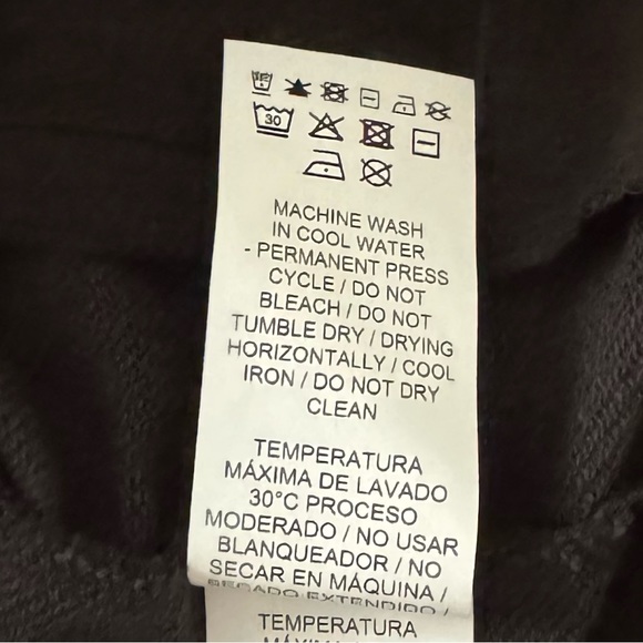 Brand new “Puma”men’s full zippered sweatshirt.Size-L,color-black(multicolor)💚 - Picture 7 of 8